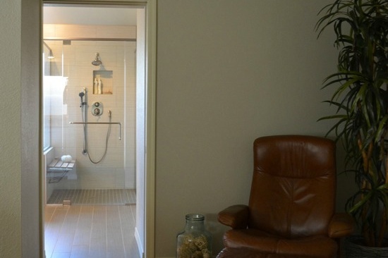 Gilbert, AZ Bathroom Remodeling Contractor- Accessible master bathroom remodel with a large shower and soaking tub.