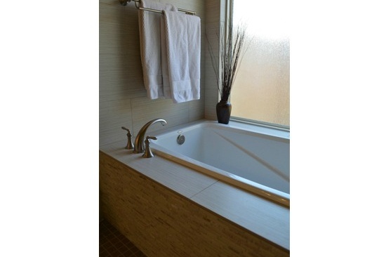 Gilbert, AZ Bathroom Remodeling Contractor- Accessible master bathroom remodel with a large shower and soaking tub.