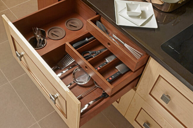 How to store kitchen tools